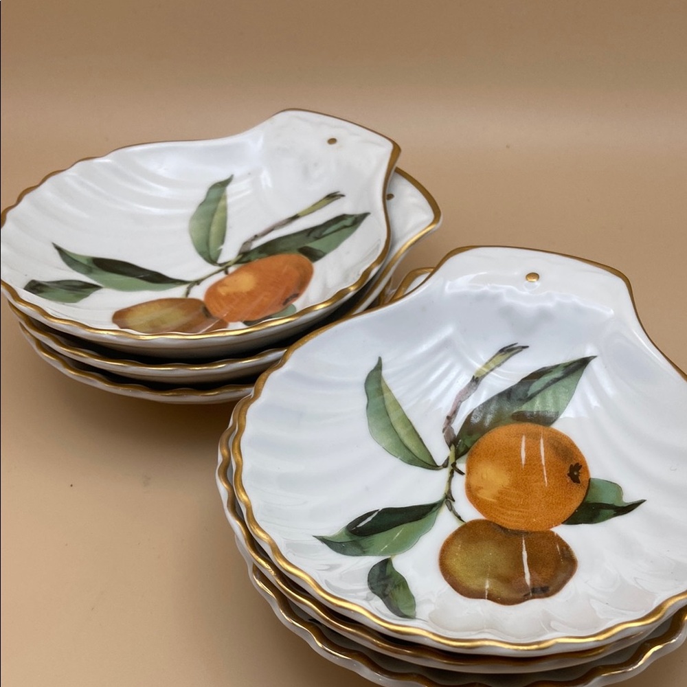 Royal Worcester Evesham Scallop Sea Shell Nut Side Dish - Set of 6